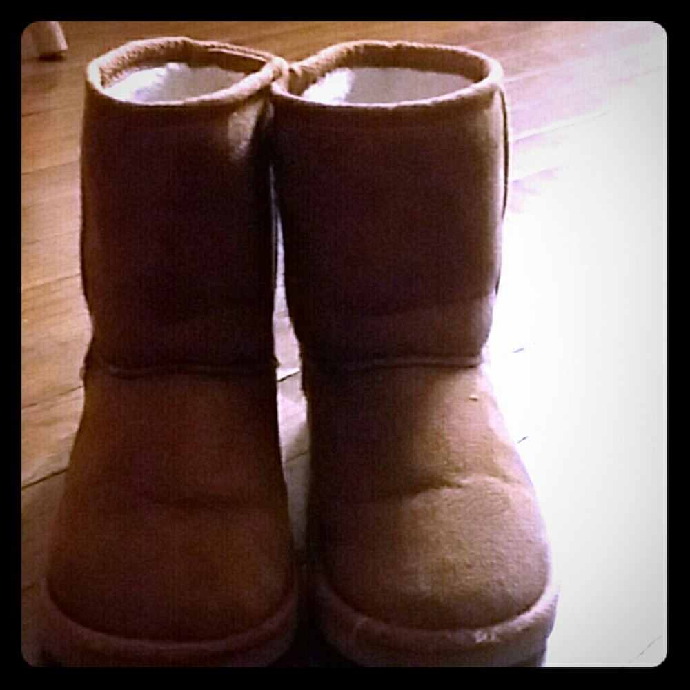 Kid clothes and shoes